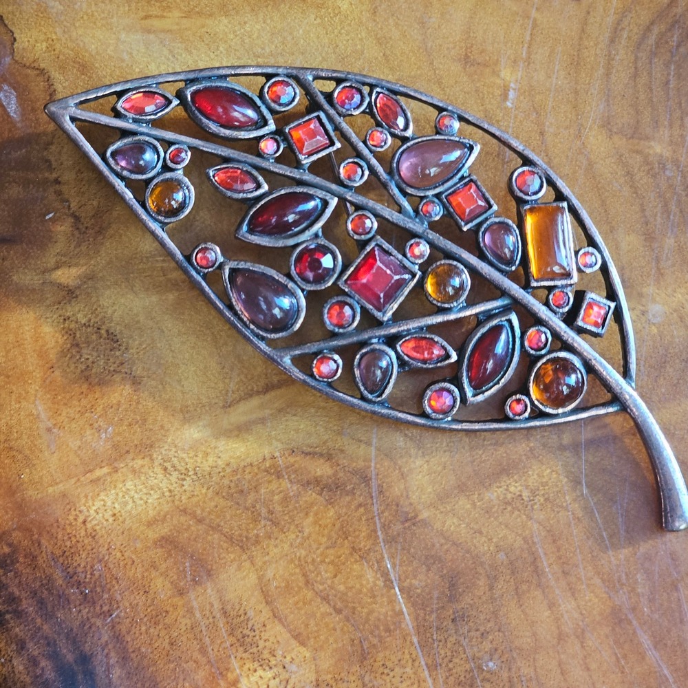 Vtg Leaf Brooch Pin Red Orange Copper Tone Rhinestone Autumn Fall Statement - Picture 13 of 15
